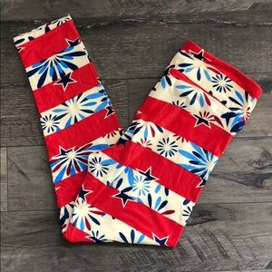 💥 LuLaRoe 4th of July Firework Leggings 💥